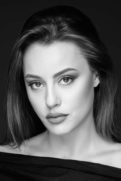 Hristina Dzhurova